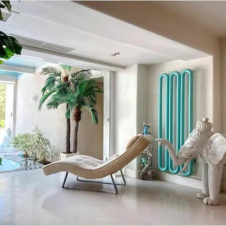 Villa Kavouri Laguna Blue Beachfront *