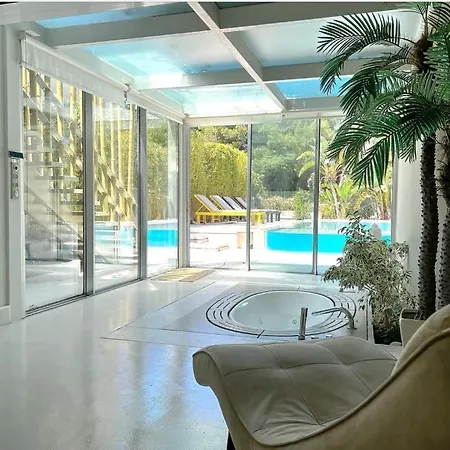 Kavouri Laguna Blue Beachfront Athens